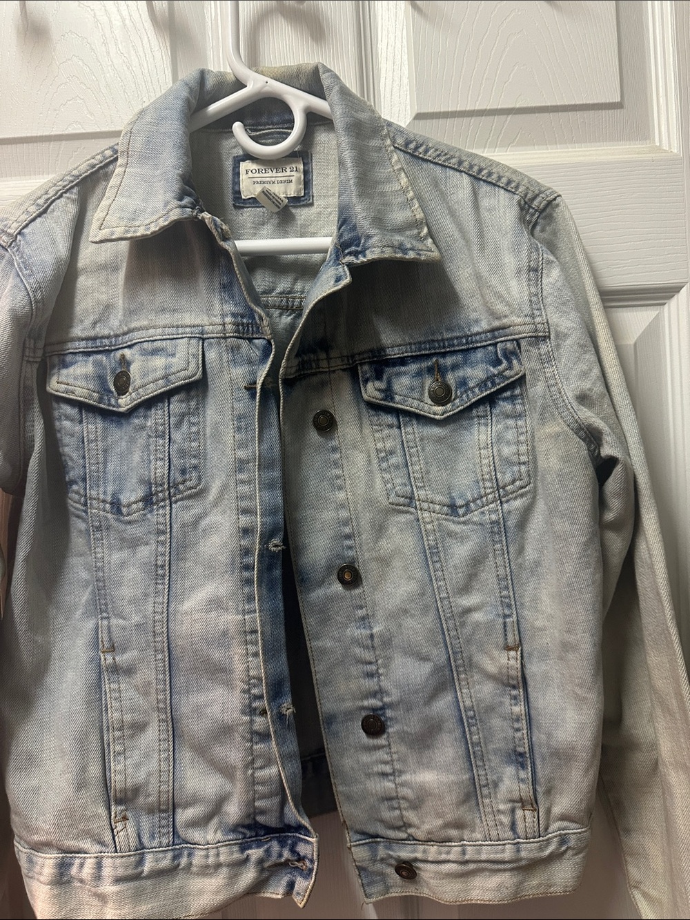 Forever 21 Light Wash Denim Jacket - Pale Blue